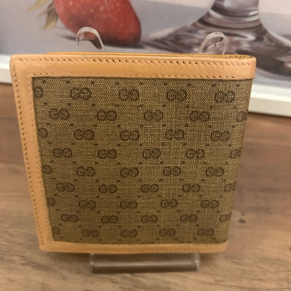 Gucci Vintage Tan and Brown Wallet with dust bag - Picture 2 of 15